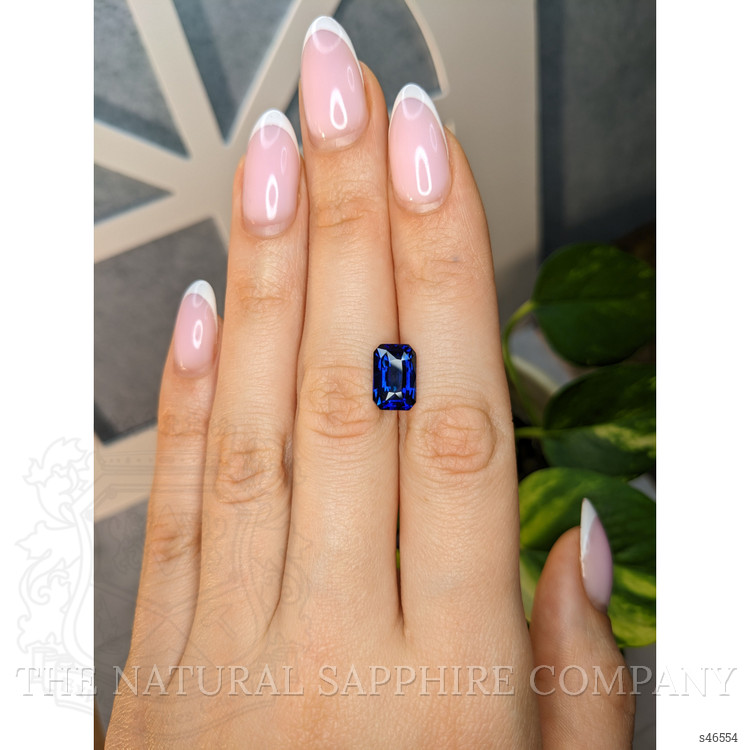 4.52 Ct. Blue Sapphire from Ceylon (Sri Lanka)