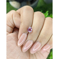 1.30 Ct. Purplish Pink Sapphire from Ceylon (Sri Lanka) Life Style