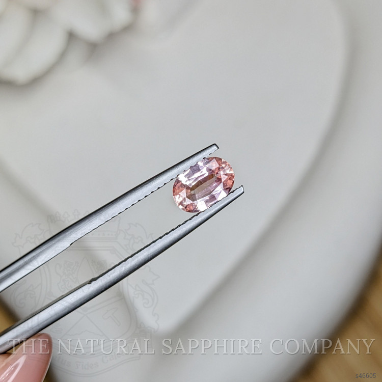 1.05 Ct. Padparadscha Sapphire from Ceylon (Sri Lanka)