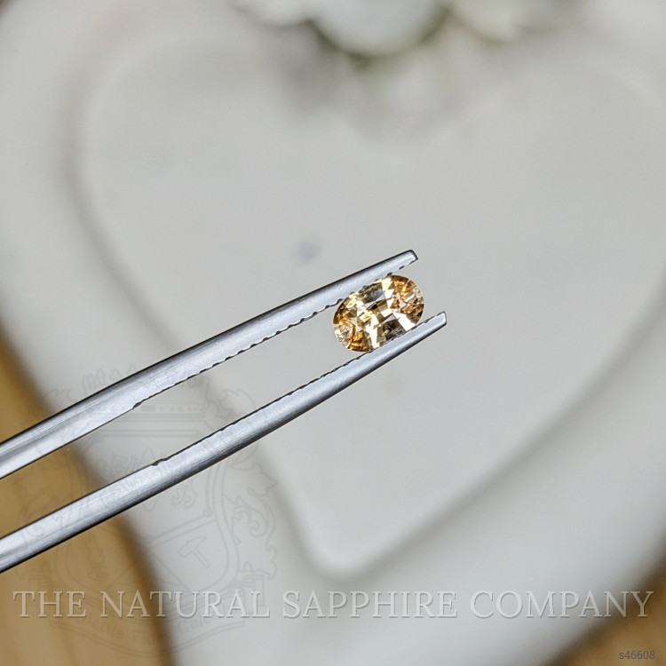 0.50 Ct. Peach Sapphire from Ceylon (Sri Lanka)