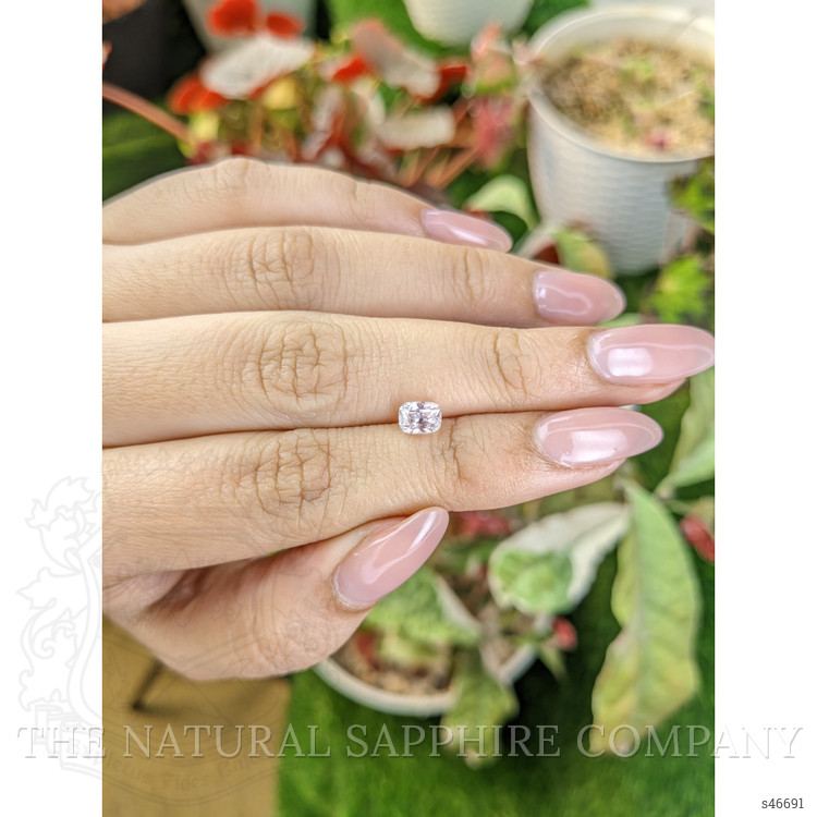 1.01 Ct. Peach Sapphire from Ceylon (Sri Lanka)