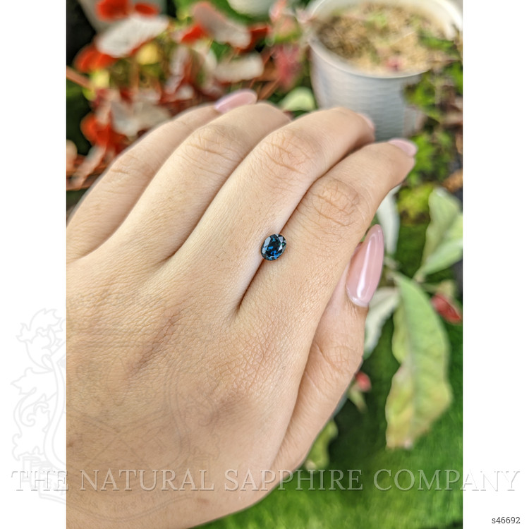 0.91 Ct. Greenish Blue Sapphire from Ceylon (Sri Lanka)