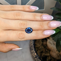 6.28 Ct. Blue Sapphire from Ceylon (Sri Lanka) Life Style
