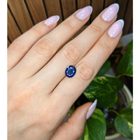 3.53 Ct. Blue Sapphire from Ceylon (Sri Lanka) Life Style