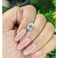 3.01 Ct. White Sapphire from Ceylon (Sri Lanka) Life Style