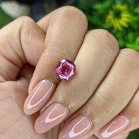 3.04 Ct. Purplish Pink Sapphire from Madagascar Life Style