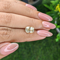 3.09 Ct. Yellow Sapphire from Ceylon (Sri Lanka) Life Style