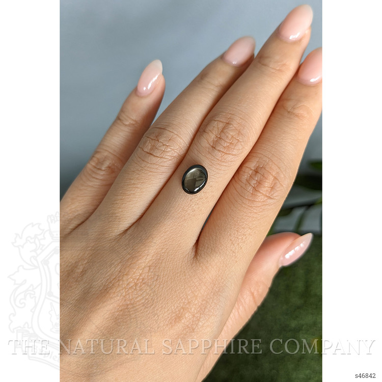 2.90 Ct. Black Star Sapphire from Ceylon (Sri Lanka)