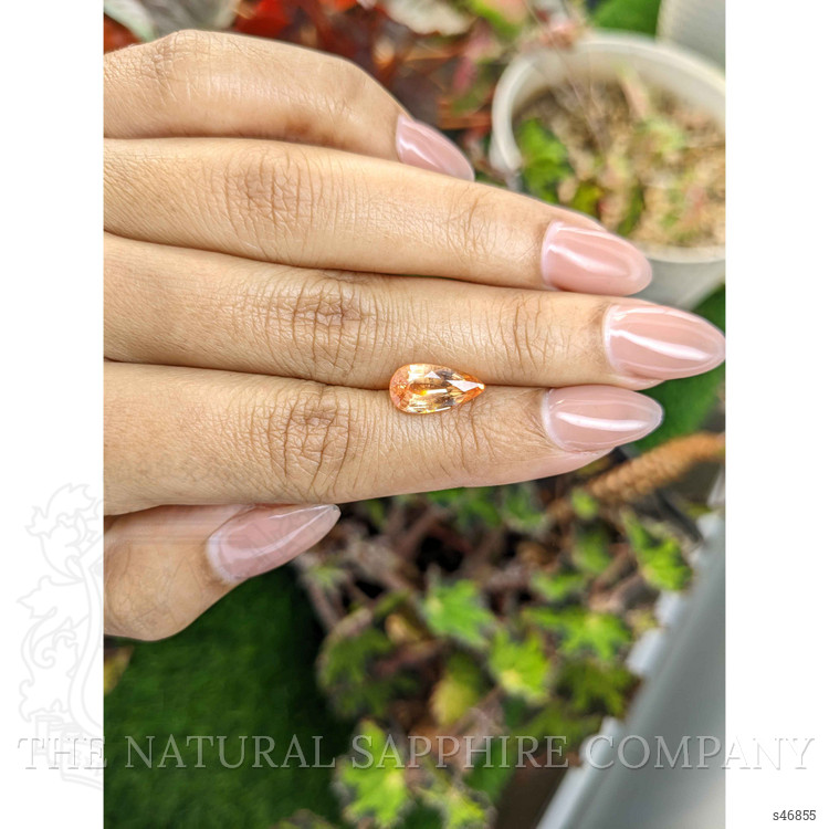 3.03 Ct. Padparadscha Sapphire from Ceylon (Sri Lanka)