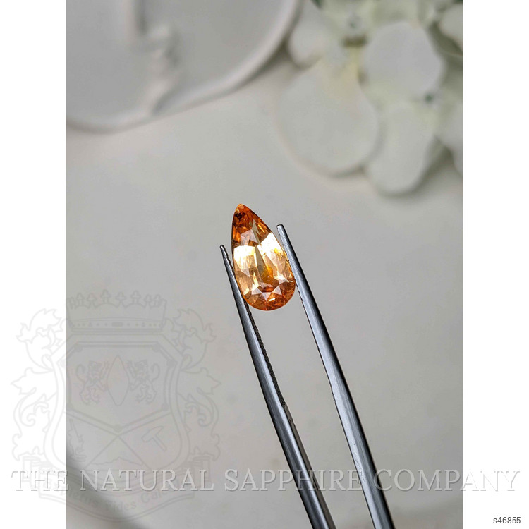3.03 Ct. Padparadscha Sapphire from Ceylon (Sri Lanka)