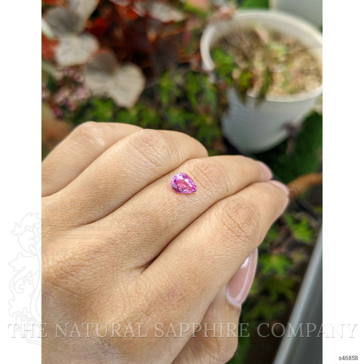 1.27 Ct. Pink Sapphire from Ceylon (Sri Lanka)