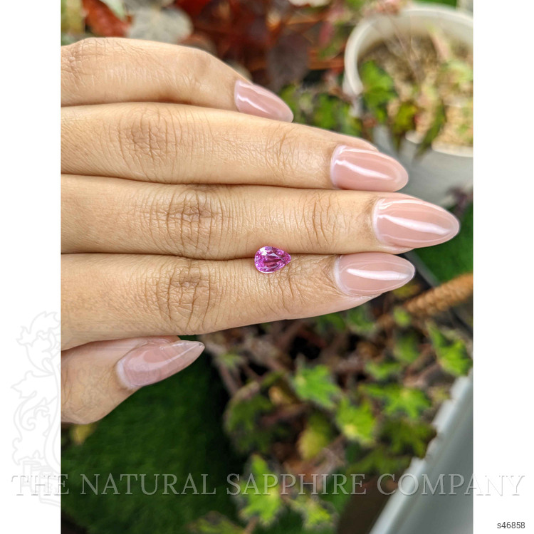 1.27 Ct. Pink Sapphire from Ceylon (Sri Lanka)