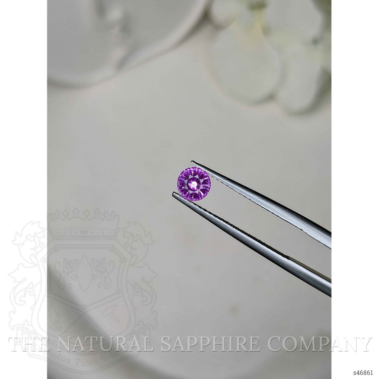 0.67 Ct. Pink Sapphire from Ceylon (Sri Lanka)