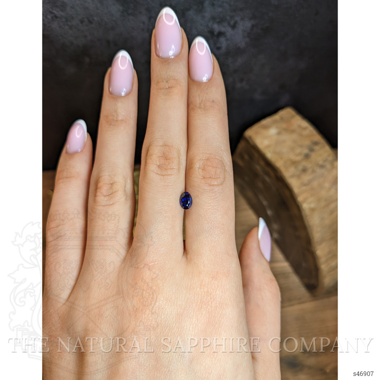 1.01 Ct. Blue Sapphire from Ceylon (Sri Lanka)