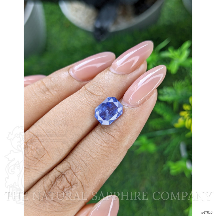 3.12 Ct. Blue Sapphire from Ceylon (Sri Lanka)