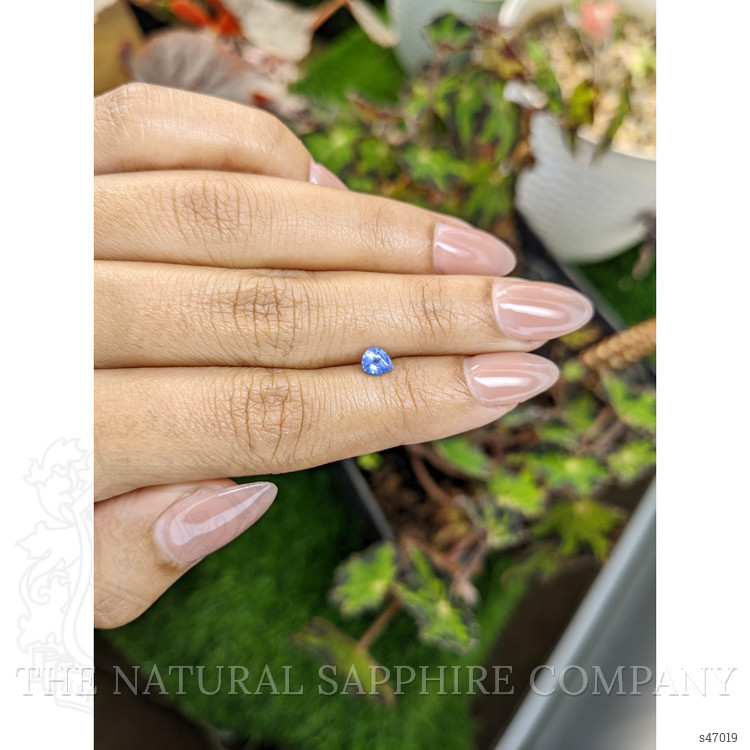 0.40 Ct. Blue Sapphire from Ceylon (Sri Lanka)