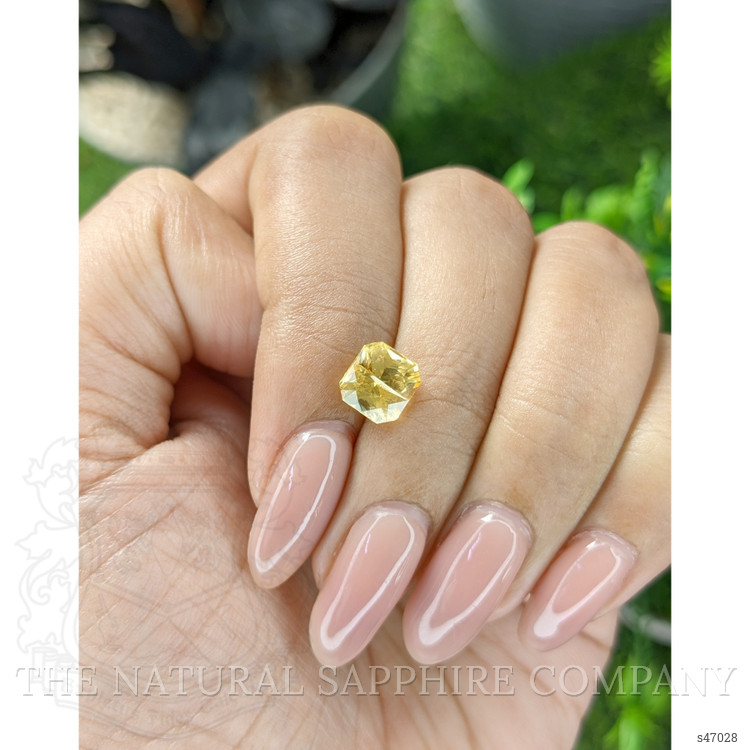 2.12 Ct. Yellow Sapphire from Ceylon (Sri Lanka)