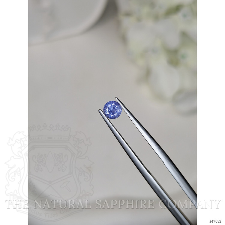0.42 Ct. Violet Sapphire from Ceylon (Sri Lanka)