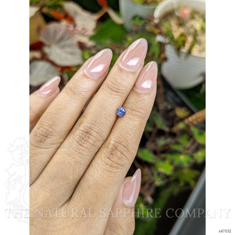 0.42 Ct. Violet Sapphire from Ceylon (Sri Lanka)