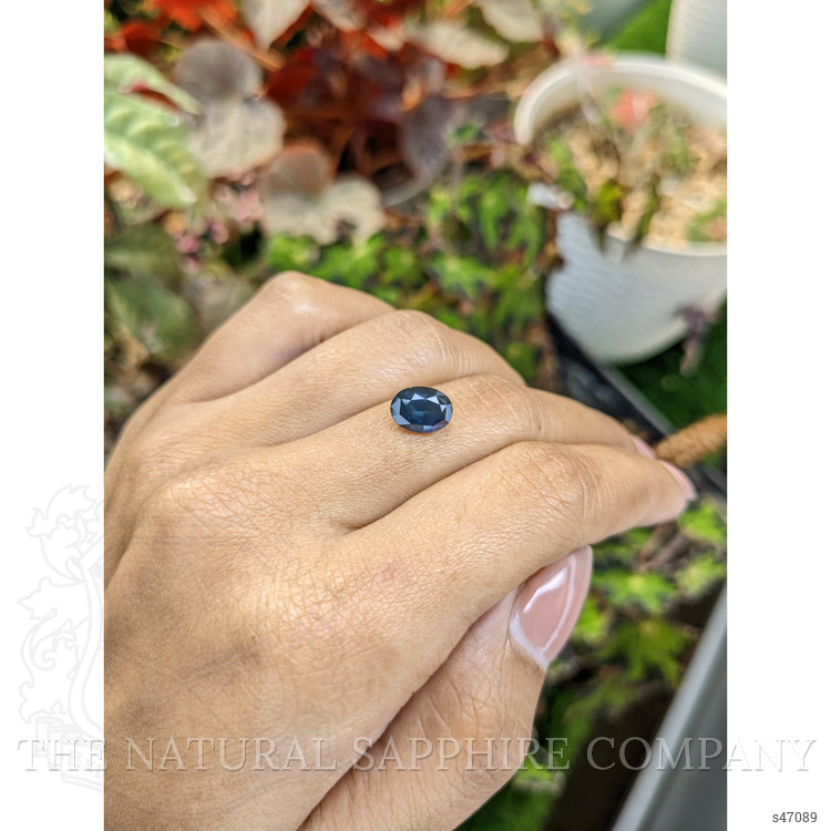 2.32 Ct. Greenish Blue Sapphire from Ceylon (Sri Lanka)