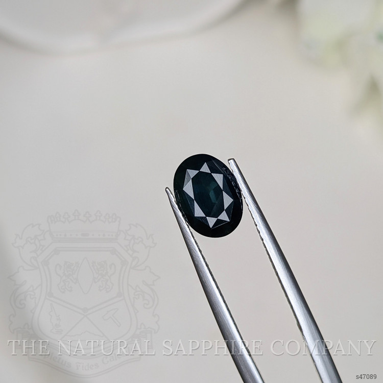 2.32 Ct. Greenish Blue Sapphire from Ceylon (Sri Lanka)