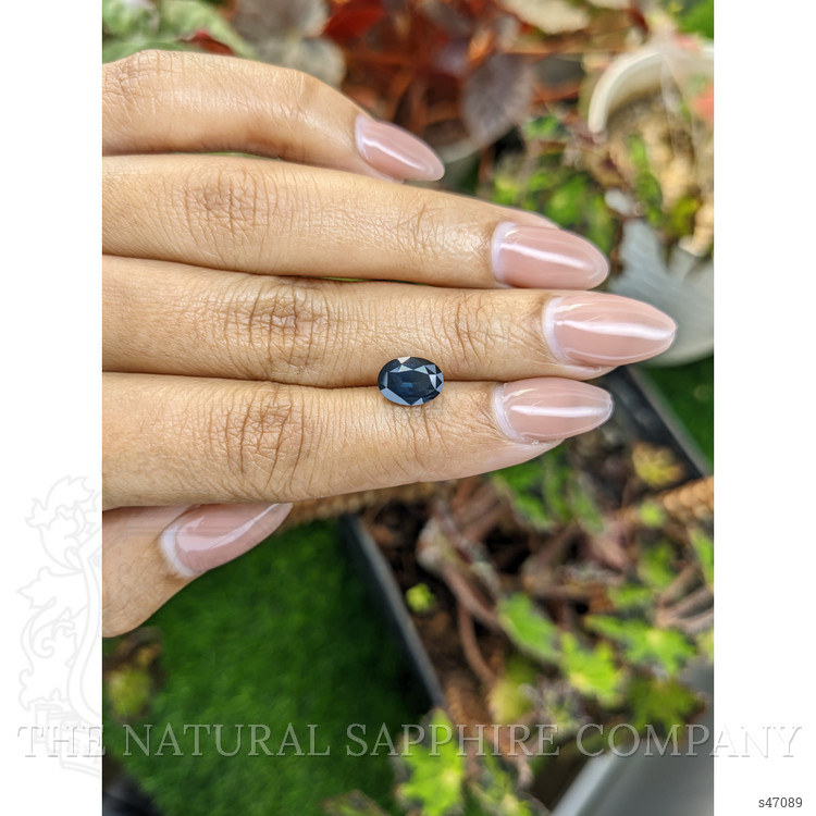 2.32 Ct. Greenish Blue Sapphire from Ceylon (Sri Lanka)