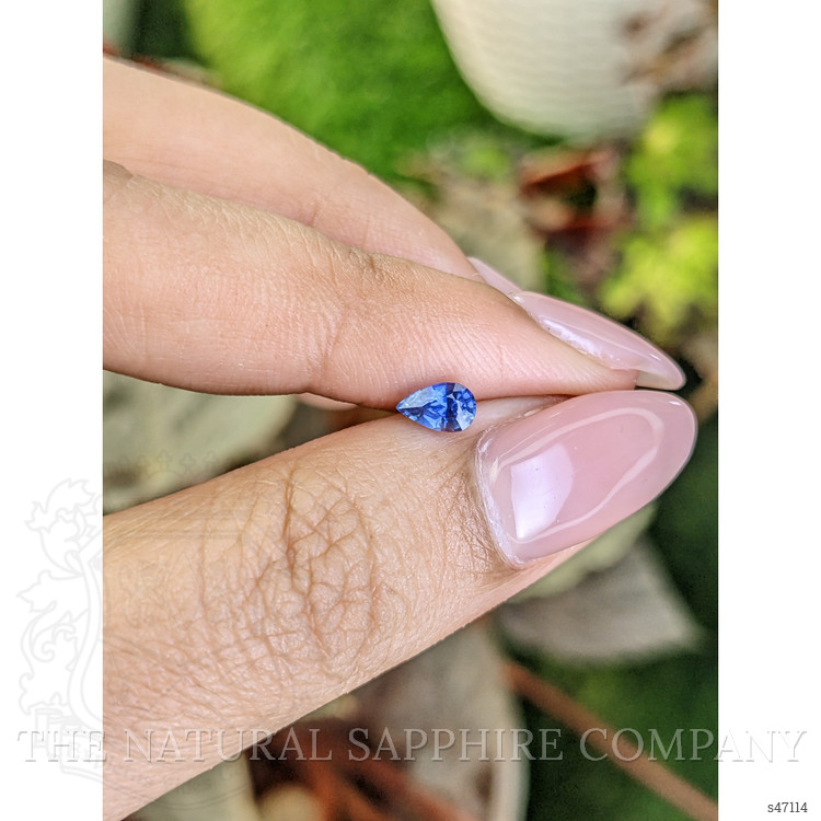 0.47 Ct. Blue Sapphire from Ceylon (Sri Lanka)