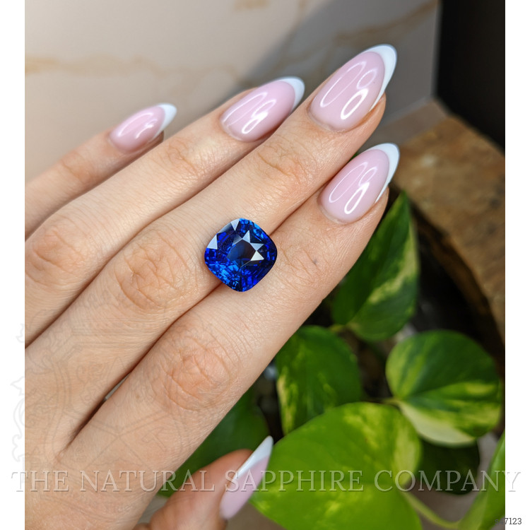 10.19 Ct. Blue Sapphire from Ceylon (Sri Lanka)
