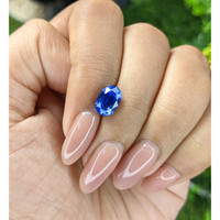 2.50 Ct. Blue Sapphire from Ceylon (Sri Lanka) Life Style