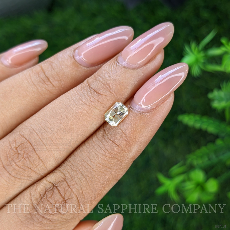 0.98 Ct. Yellow Sapphire from Ceylon (Sri Lanka)