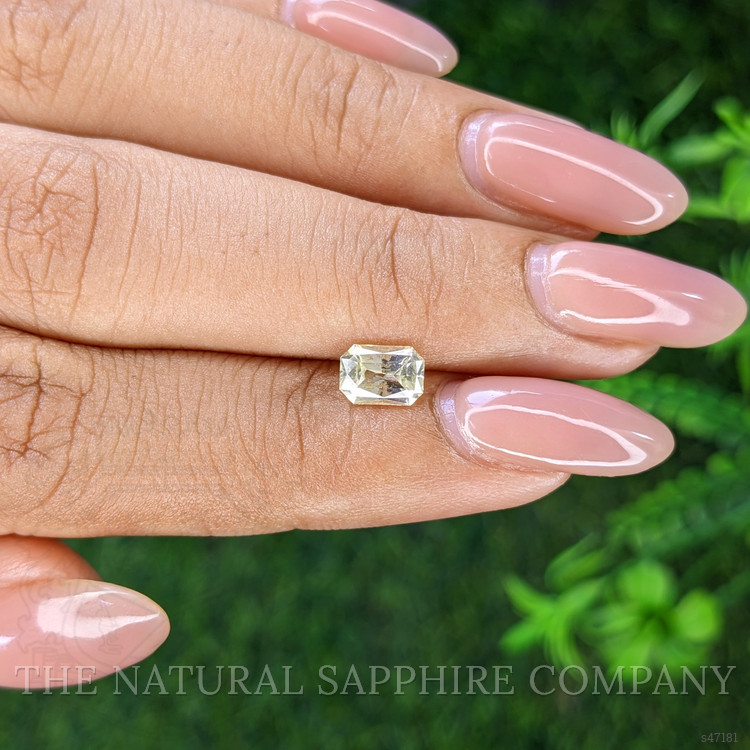 0.98 Ct. Yellow Sapphire from Ceylon (Sri Lanka)