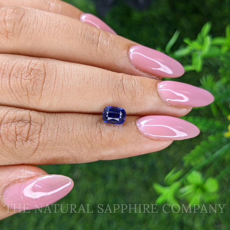 1.55 Ct. Purplish Blue Sapphire from Ceylon (Sri Lanka)