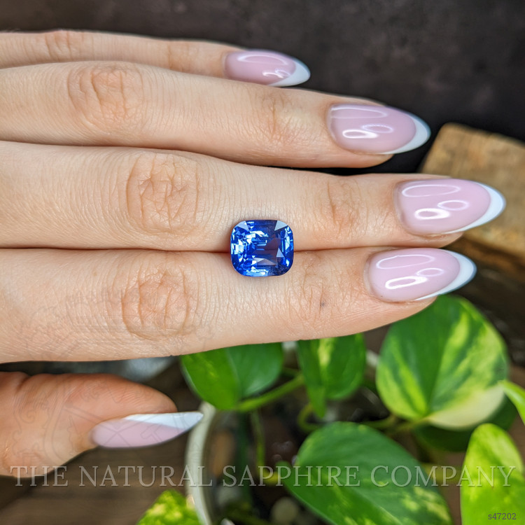 7.06 Ct. Blue Sapphire from Ceylon (Sri Lanka)