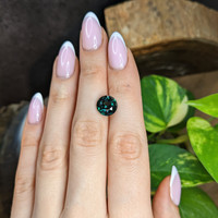 5.01 Ct. Green Sapphire from Madagascar Life Style