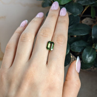 4.18 Ct. Green Sapphire from Madagascar Life Style