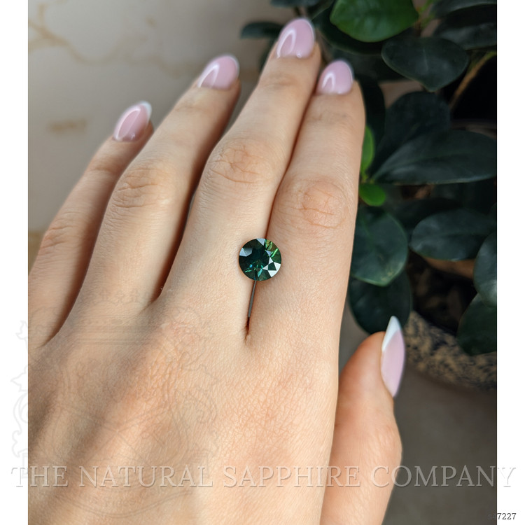 3.65 Ct. Bluish Green Sapphire from Montana