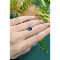 1.78 Ct. Blue Sapphire from Ceylon (Sri Lanka) Life Style