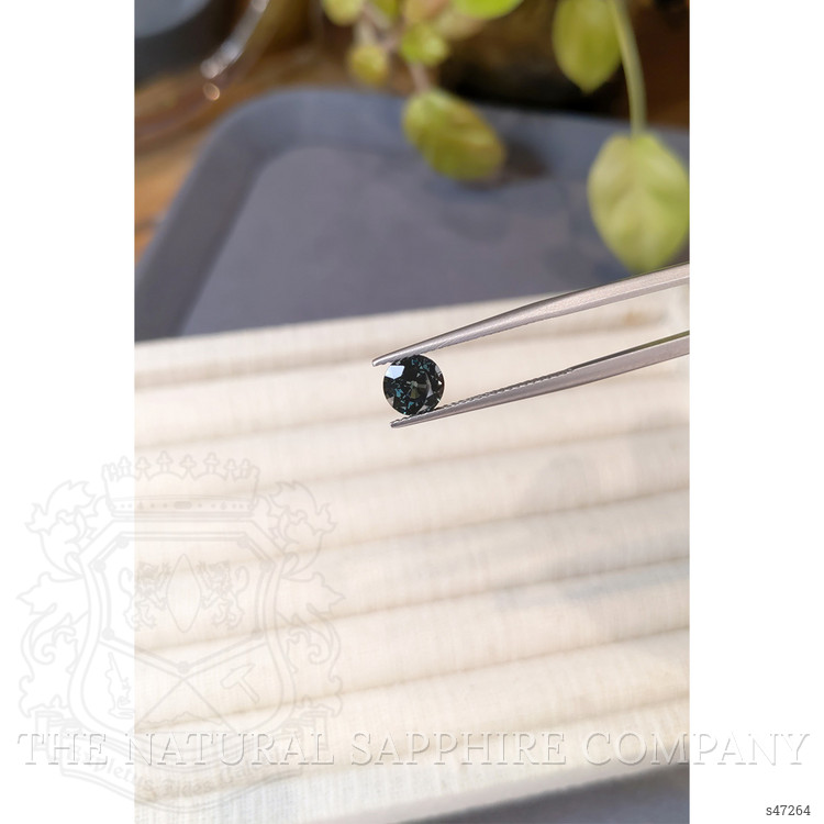 1.42 Ct. Bluish Green Sapphire from Ceylon (Sri Lanka)
