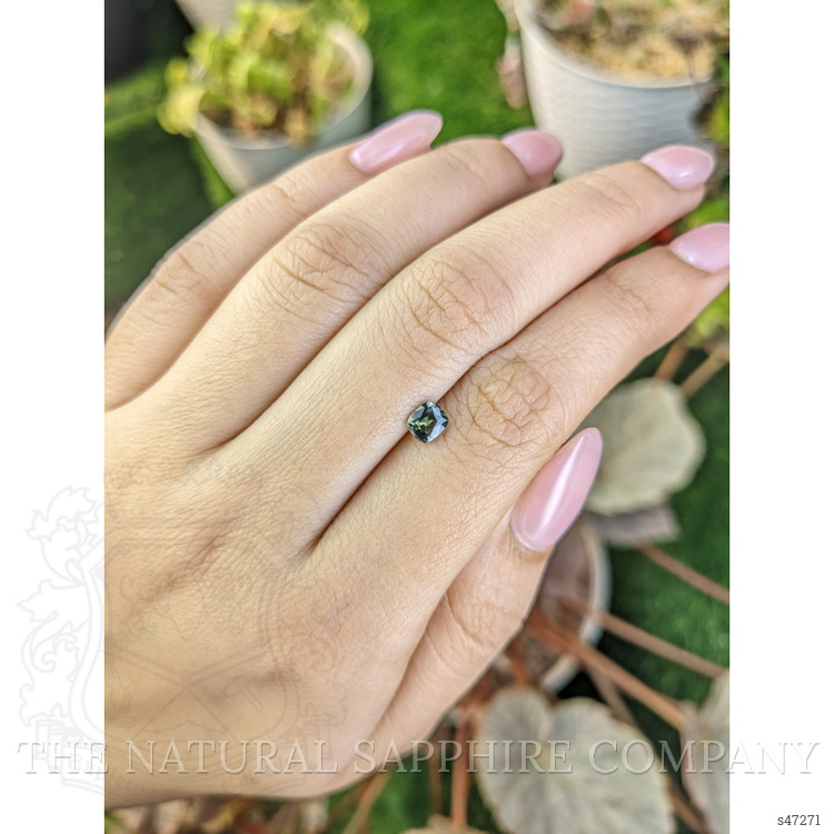 0.59 Ct. Yellowish Green Sapphire from Ceylon (Sri Lanka)