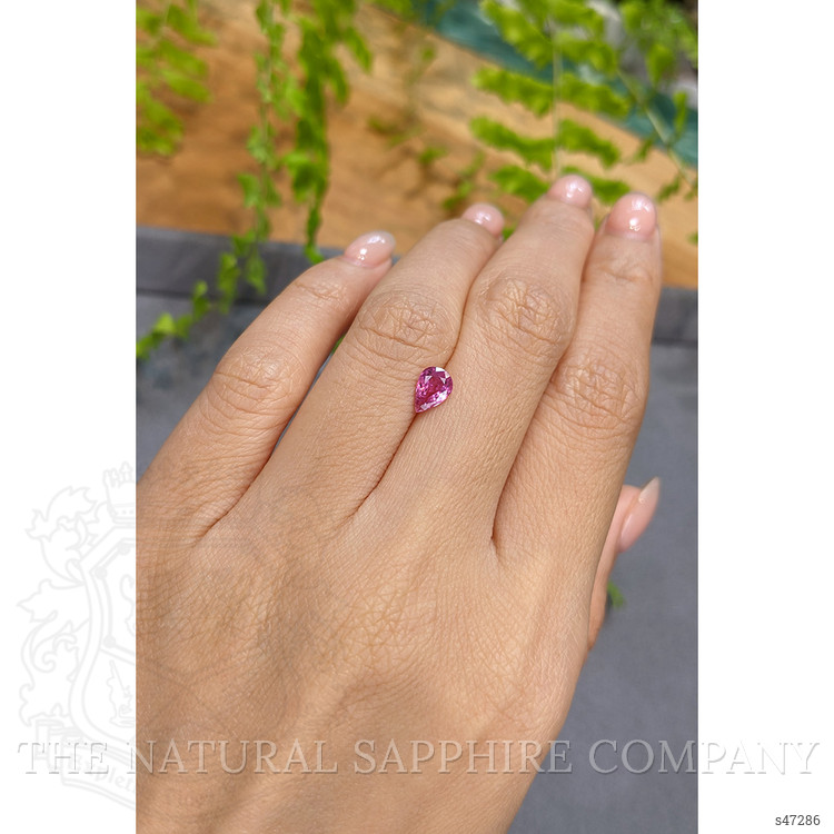 0.85 Ct. Pink Sapphire from Ceylon (Sri Lanka)