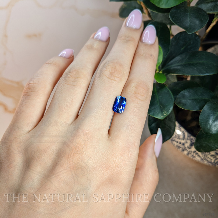 2.88 Ct. Blue Sapphire from Ceylon (Sri Lanka)