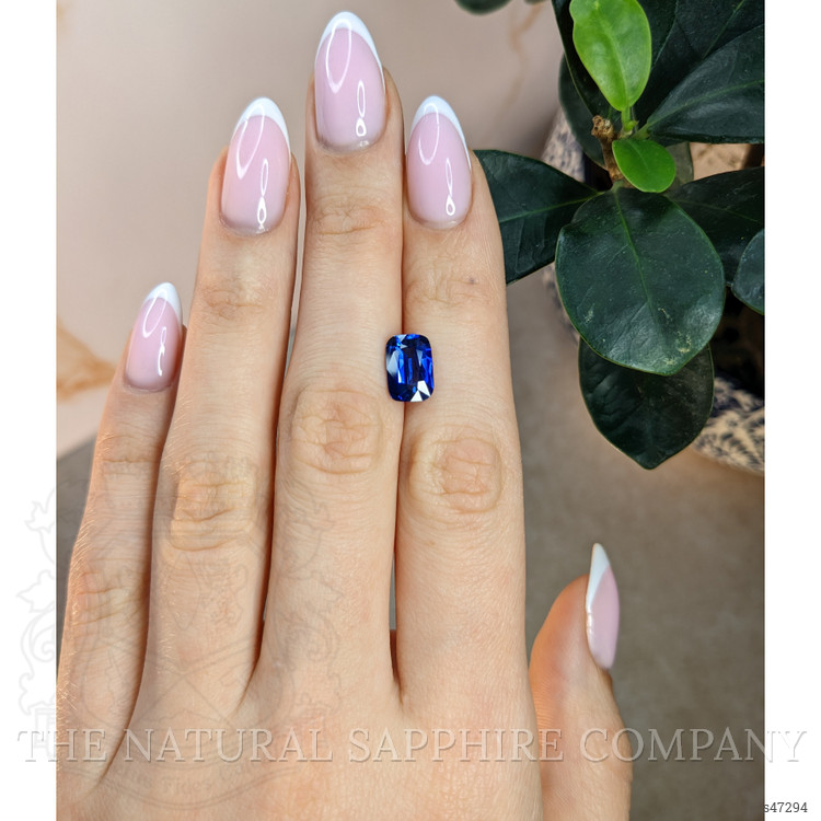 2.88 Ct. Blue Sapphire from Ceylon (Sri Lanka)