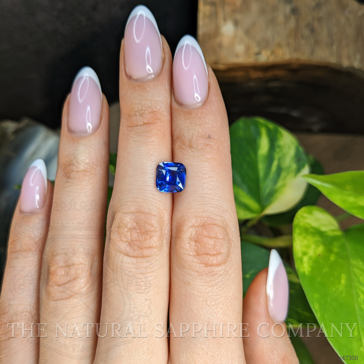 3.25 Ct. Blue Sapphire from Ceylon (Sri Lanka)
