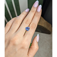 2.74 Ct. Blue Sapphire from Ceylon (Sri Lanka) Life Style