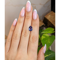 2.52 Ct. Blue Sapphire from Ceylon (Sri Lanka) Life Style