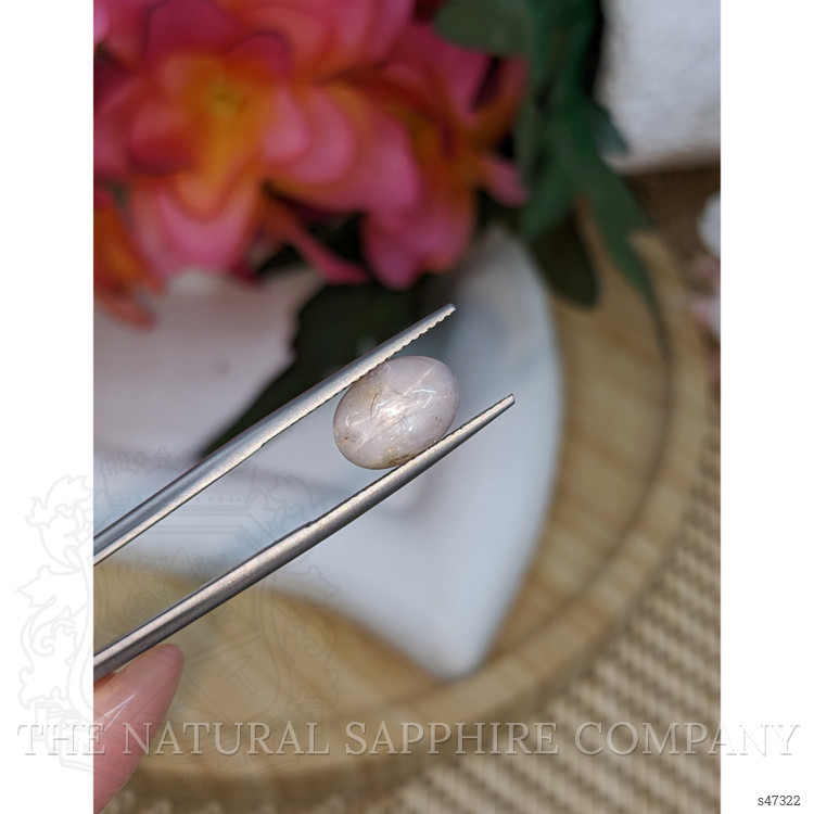 4.12 Ct. Grey Star Sapphire from Ceylon (Sri Lanka)