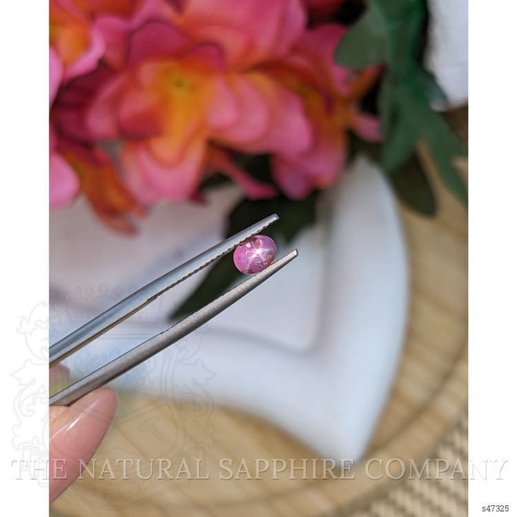 0.96 Ct. Pinkish Purple Star Sapphire from Ceylon (Sri Lanka)