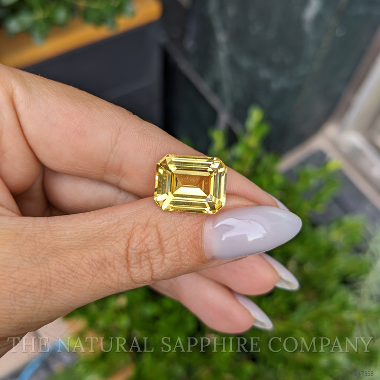 12.33 Ct. Yellow Sapphire from Ceylon (Sri Lanka)