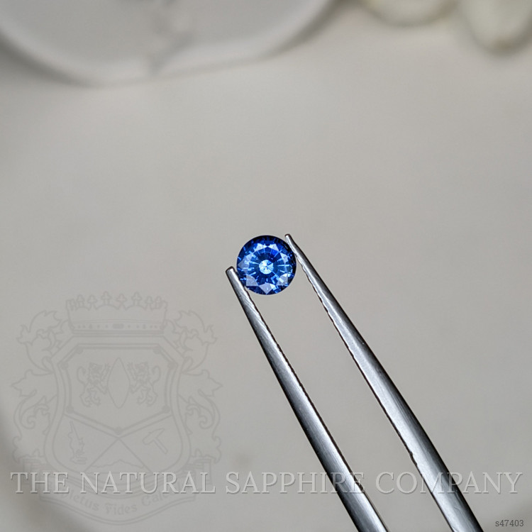 0.48 Ct. Blue Sapphire from Ceylon (Sri Lanka)
