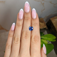 2.31 Ct. Blue Sapphire from Ceylon (Sri Lanka) Life Style